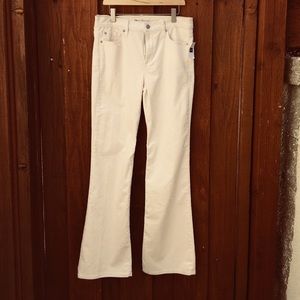 Soft ivory premium Vintage1969 Gap corduroy denim.